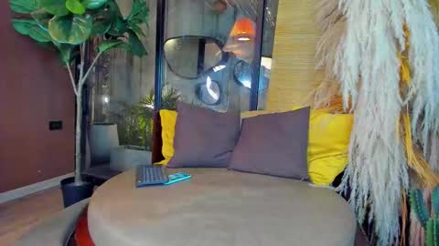 Snapshot of isaac_grimm chatting on 1, 12, 2025 isaac_grimm online show from 1, 12, 2025