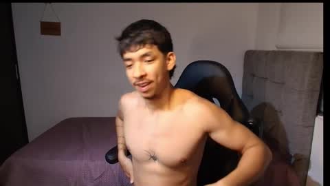 Snapshot of isaac_sttone01 chatting on 28, 4, 2026 muscle isaac online show from 28, 4, 2026