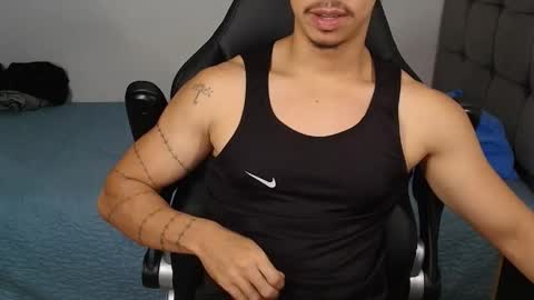 Snapshot of isaac_sttone01 chatting on 15, 5, 2026 muscle isaac online show from 15, 5, 2026