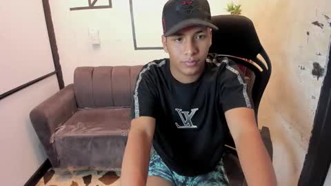 Snapshot of isaacblack_ chatting on 27, 9, 2025 IsaacBlack online show from 27, 9, 2025