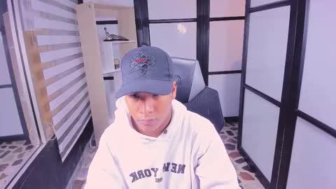 Snapshot of isaacblack_ chatting on 14, 10, 2025 IsaacBlack online show from 14, 10, 2025