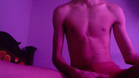 isaac online show from 16, 1, 2025