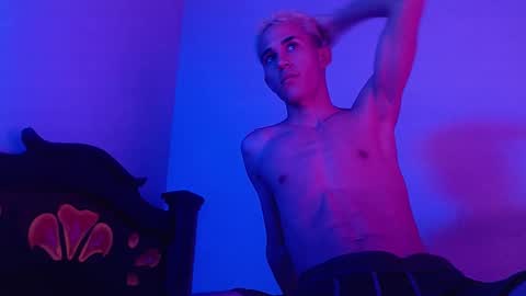 isaac online show from 22, 1, 2025