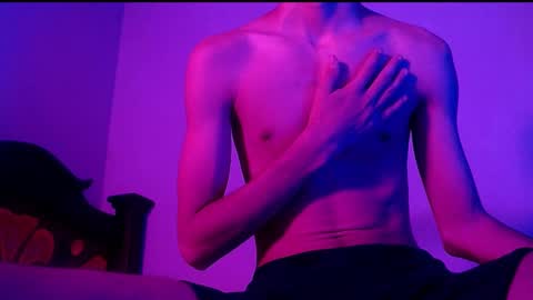 isaac online show from 21, 2, 2025