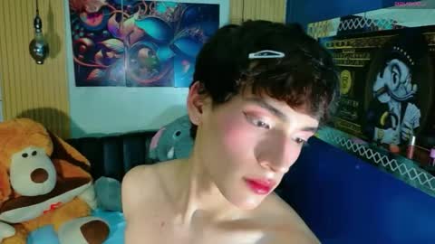 isaacnova online show from 13, 4, 2026