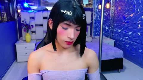 isaacnova online show from 17, 5, 2026