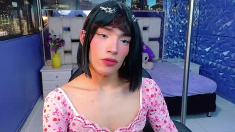 isaacnova online show from 19, 5, 2026