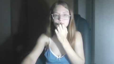 isabel_loveee online show from 6, 11, 2025