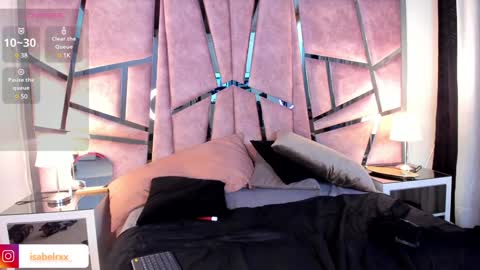 Snapshot of isabel_roux chatting on 23, 12, 2024 Isabel online show from 23, 12, 2024