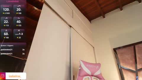 Snapshot of isabel_roux chatting on 27, 2, 2025 Isabel online show from 27, 2, 2025