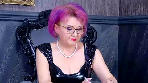 Snapshot of isabelaconte chatting on 4, 1, 2025 Isabella Conte online show from 4, 1, 2025