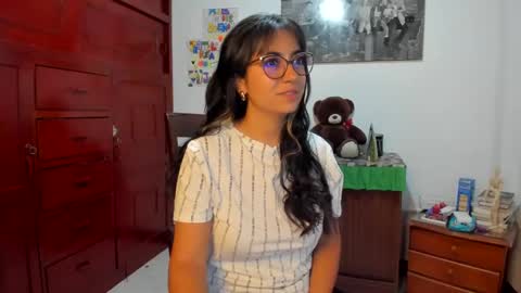 Snapshot of isabella22_1 chatting on 8, 1, 2025 Isabella22 1 online show from 8, 1, 2025