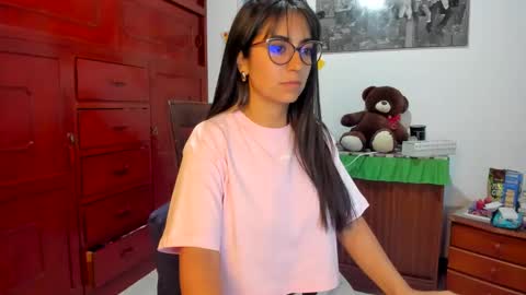 Snapshot of isabella22_1 chatting on 12, 1, 2025 Isabella22 1 online show from 12, 1, 2025