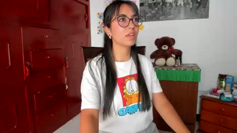 Snapshot of isabella22_1 chatting on 17, 1, 2025 Isabella22 1 online show from 17, 1, 2025