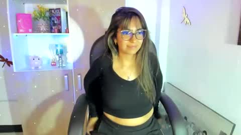 Snapshot of isabella22_1 chatting on 20, 2, 2025 Isabella22 1 online show from 20, 2, 2025