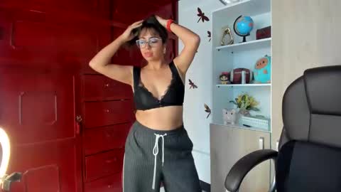 Isabella22 1 online show from 5, 5, 2026