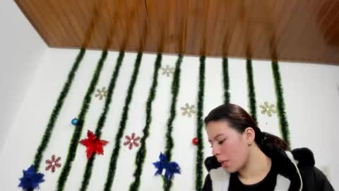 isabella_jaramillo online show from 24, 11, 2025