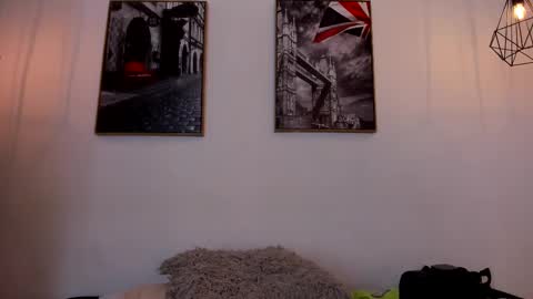 Snapshot of isabella_lopez_ chatting on 7, 3, 2025 Isabel Lopez online show from 7, 3, 2025