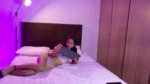 Snapshot of isabella_oa chatting on 19, 6, 2026 isabella santana online show from 19, 6, 2026