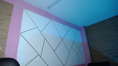 Snapshot of isabella_roseee chatting on 12, 11, 2025 isabella_roseee online show from 12, 11, 2025