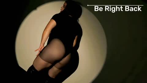 Snapshot of isabella_whiite chatting on 18, 4, 2026 Isabella White online show from 18, 4, 2026
