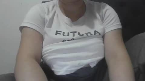 isabellaa_hills_ online show from 31, 10, 2025