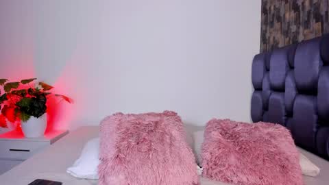 ISABELLA online show from 19, 4, 2026