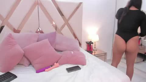 Snapshot of isabellaivyy chatting on 25, 6, 2026 Isabella online show from 25, 6, 2026