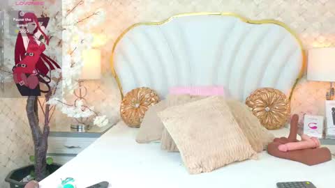 Isabella  online show from 23, 9, 2025