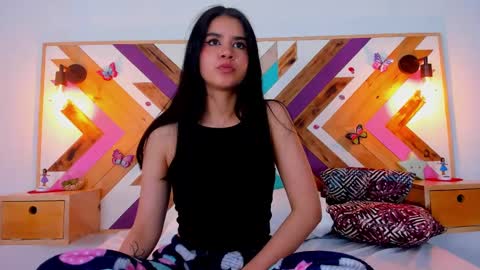 Isabella  online show from 24, 2, 2025