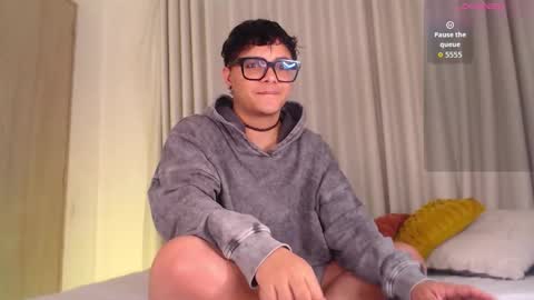 Isabella Mout  online show from 28, 2, 2026