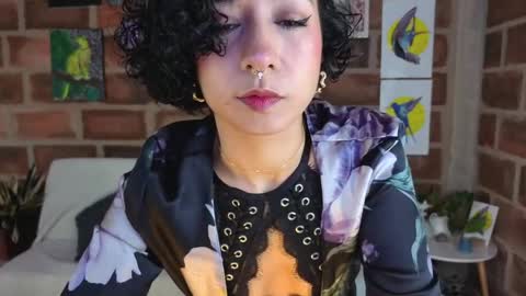 Isabela Paz online show from 12, 5, 2026