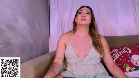 Snapshot of isabellas_smith chatting on 27, 11, 2025 Martina IG martissmith01 online show from 27, 11, 2025