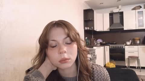 Snapshot of isabellcafferty chatting on 18, 12, 2025 Isabella online show from 18, 12, 2025