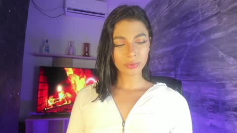 Snapshot of isabellefoxx chatting on 3, 1, 2025 Isa online show from 3, 1, 2025