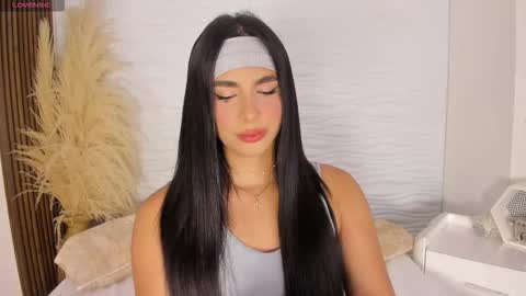 Snapshot of isabellefoxx chatting on 17, 12, 2025 Isa online show from 17, 12, 2025