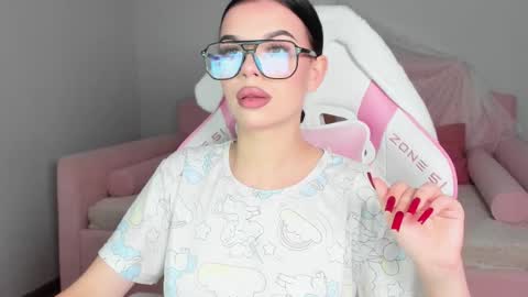 isabellevale online show from 15, 10, 2025