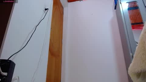 isadora online show from 27, 11, 2025