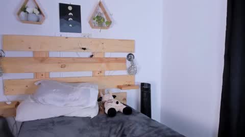 ishabellalopez online show from 11, 12, 2024