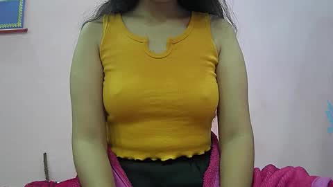 ishika_singh_ online show from 14, 1, 2026