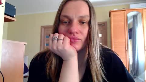 isingle_mom online show from 25, 3, 2026