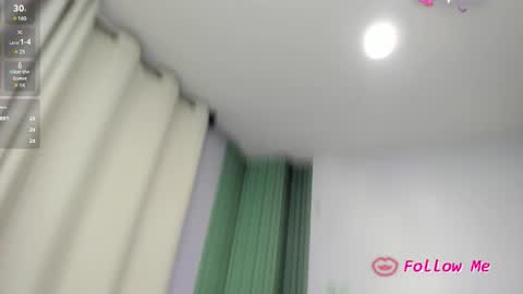 Snapshot of isis_loraine_ chatting on 2, 3, 2025 ISIS online show from 2, 3, 2025