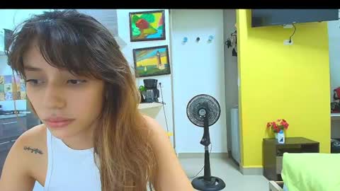 Snapshot of isis_pink chatting on 1, 8, 2026 Alaya online show from 1, 8, 2026