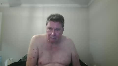 island625103 online show from 10, 1, 2026