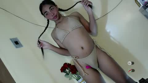 Snapshot of island_girlxxx chatting on 16, 6, 2026 Alona online show from 16, 6, 2026