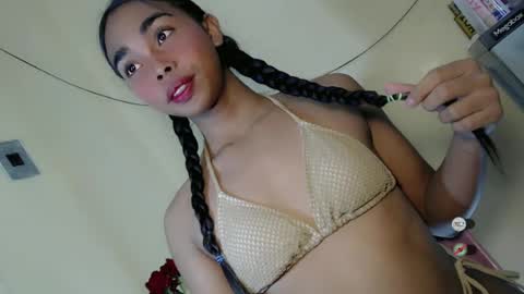 Snapshot of island_girlxxx chatting on 19, 6, 2026 Alona online show from 19, 6, 2026