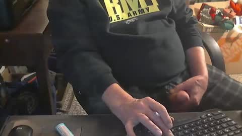 Snapshot of islandduke chatting on 6, 1, 2025 Duke online show from 6, 1, 2025