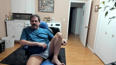 Snapshot of islandguy70 chatting on 3, 11, 2025 Jim online show from 3, 11, 2025