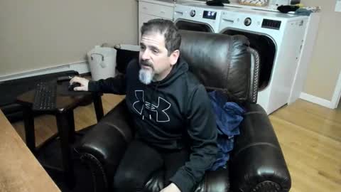 Snapshot of islandguy70 chatting on 5, 2, 2026 Jim online show from 5, 2, 2026