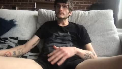 isocialmedia online show from 7, 1, 2026